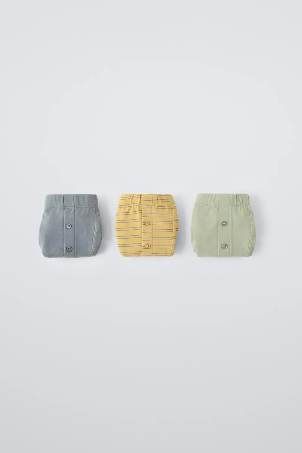 Niños ZARA 6 - 14 Años·Ropa Interior / Calcetines<6-14 AÑOS/ PACK TRES BÓXER RAYAS BOTONES