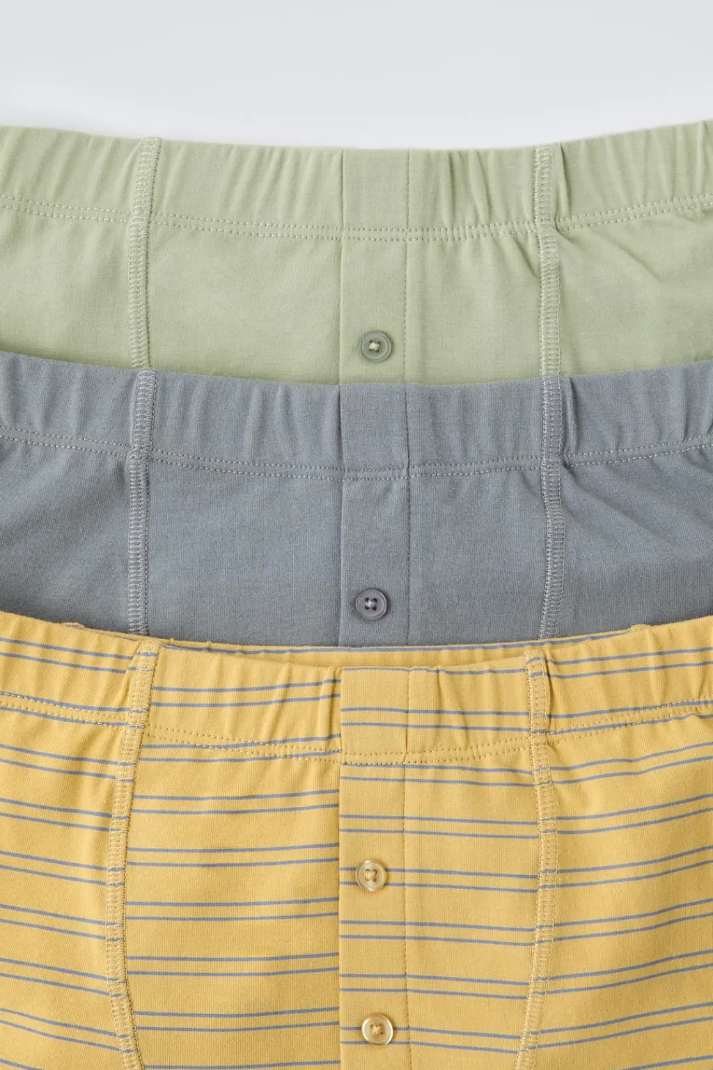 Niños ZARA 6 - 14 Años·Ropa Interior / Calcetines<6-14 AÑOS/ PACK TRES BÓXER RAYAS BOTONES
