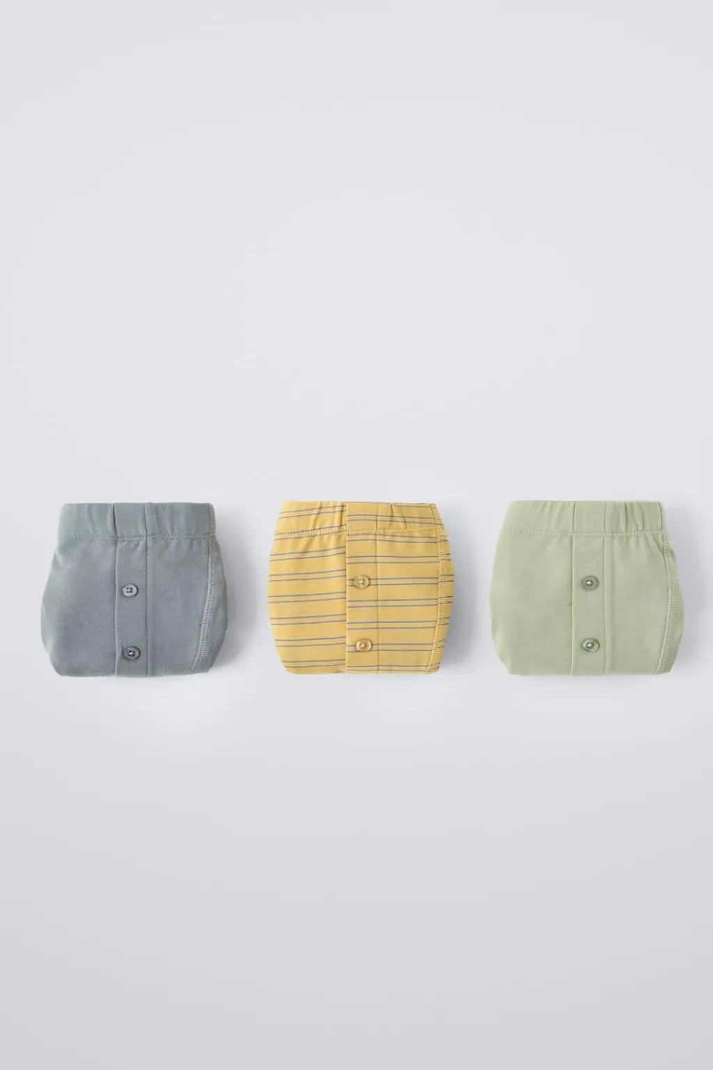 Niños ZARA 6 - 14 Años·Ropa Interior / Calcetines<6-14 AÑOS/ PACK TRES BÓXER RAYAS BOTONES