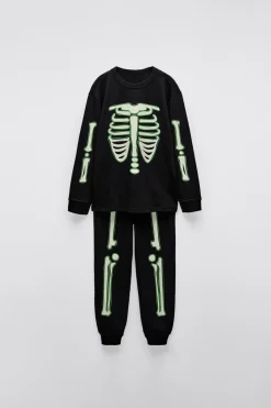 Niños ZARA 6 - 14 Años·Pijamas|6 - 14 Años·Pijamas<6-14 AÑOS/ PIJAMA ESQUELETO GLOW IN THE DARK