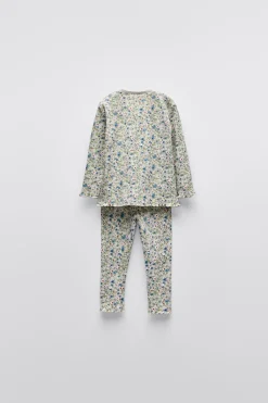 Niños ZARA 1½ - 6 Años·Pijamas<2-6 AÑOS/ PIJAMA FLORECITAS