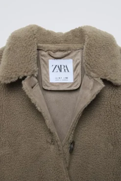 Niños ZARA 6 - 14 Años·Abrigos<ABRIGO BORREGUILLO DOBLE FAZ