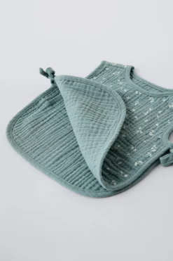 Niños ZARA 6 - 18 Meses·Accesorios / Calcetines|Accesorios / Zapatos / 0 - 14 Años<BABERO XL TEXTURA HOJITAS