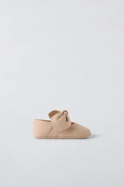 Niños ZARA 0 - 6 Meses·Patucos<BAILARINA LAZO PIEL