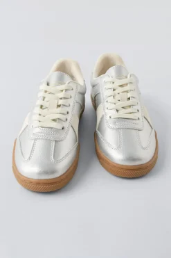Niños ZARA 6 - 14 Años·Zapatos|6 - 14 Años·Zapatos<BAMBA METALIZADA
