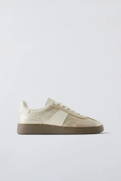Niños ZARA 6 - 14 Años·Zapatos|6 - 14 Años·Zapatos<BAMBA METALIZADA