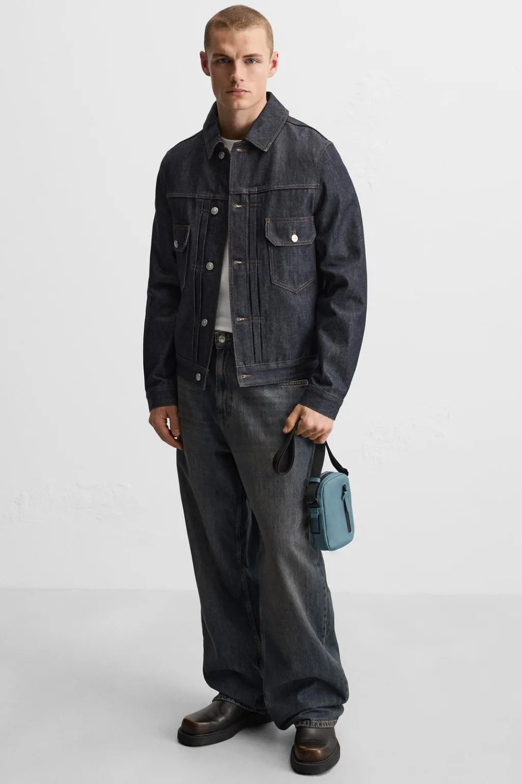 Outlet BANDOLERA ENGOMADA Hombre Bolsos / Mochilas