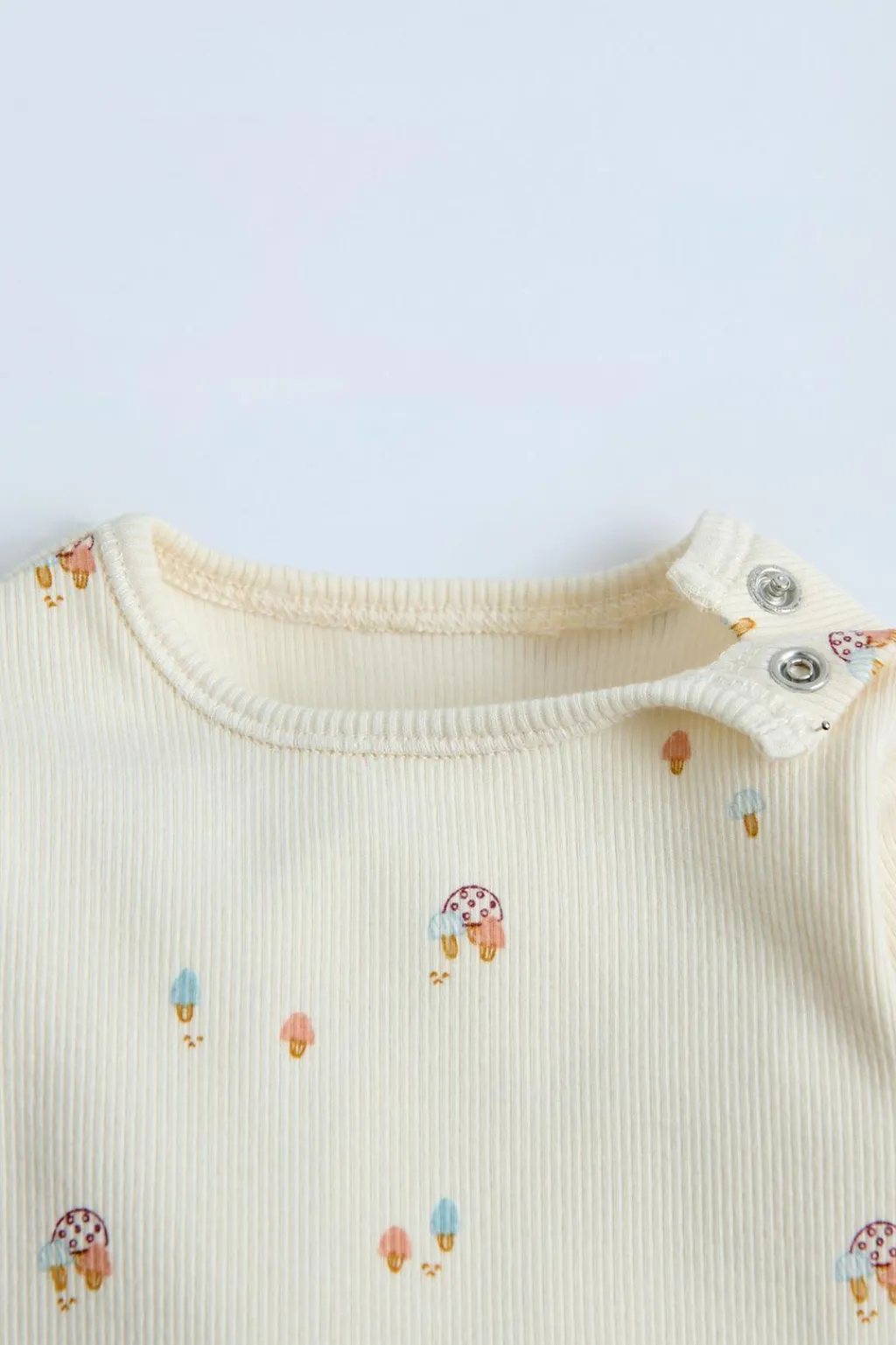 Niños ZARA 0 - 6 Meses·Bodies / Camisas|0 - 6 Meses·Ropa Interior / Pijamas<BODY RIB SETAS