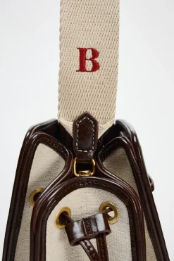 New BOLSO MINI BUCKET TEXTURA Mujer Bolsos
