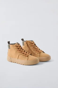 Niños ZARA 6 - 14 Años·Zapatos<BOTA DEPORTIVA