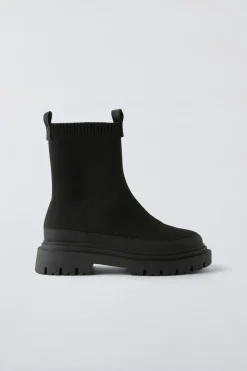 Niños ZARA 6 - 14 Años·Zapatos<BOTIN CALCETÍN
