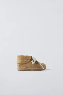 Niños ZARA 0 - 6 Meses·Patucos<BOTIN CORDONES PIEL