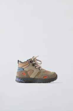 Niños ZARA 1½ - 6 Años·Zapatos|1½ - 6 Años·Zapatos<BOTIN DEPORTIVO MONTAÑA
