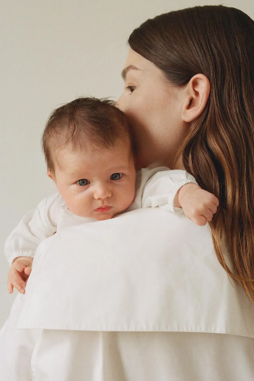 Niños ZARA 0 - 6 Meses·Bodies / Camisas|0 - 6 Meses·Básicos<CAMISA BORDADOS