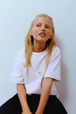 Niños ZARA 6 - 14 Años·Camisetas<CAMISETA APLIQUE FLORES