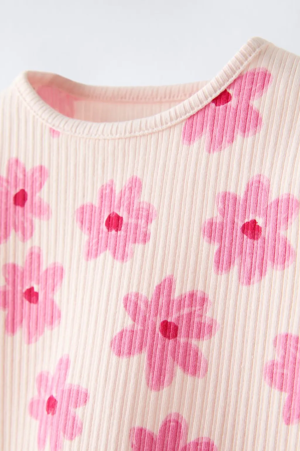 Niños ZARA 1½ - 6 Años·Camisetas|1½ - 6 Años·Total Look<CAMISETA CANALÉ FLORES