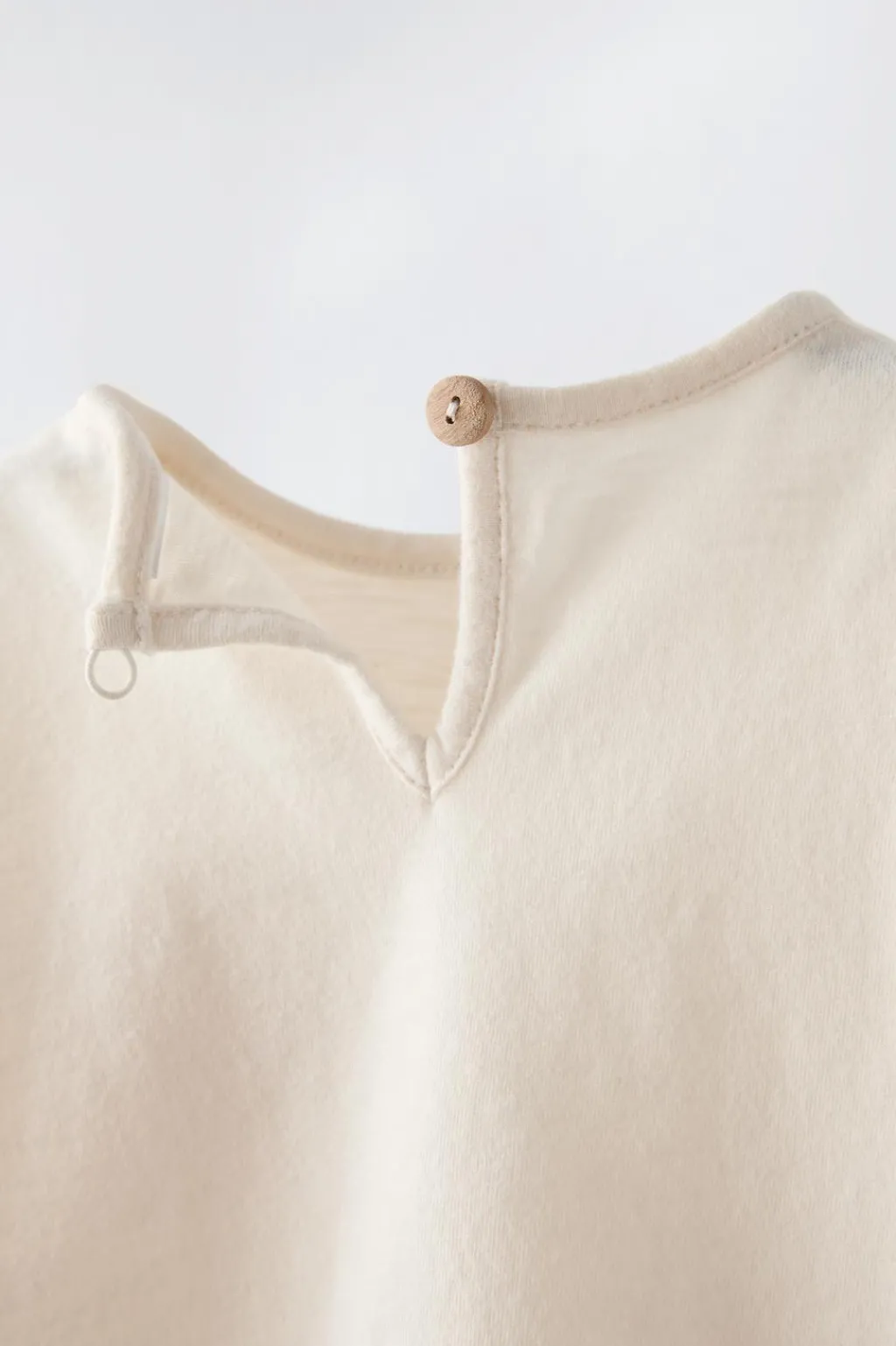 Niños ZARA 6 - 18 Meses·Camisetas|6 - 18 Meses·Camisas<CAMISETA CONEJO RIZO