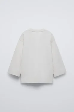 Niños ZARA 6 - 14 Años·Camisetas<CAMISETA CORAZÓN Y FLORES