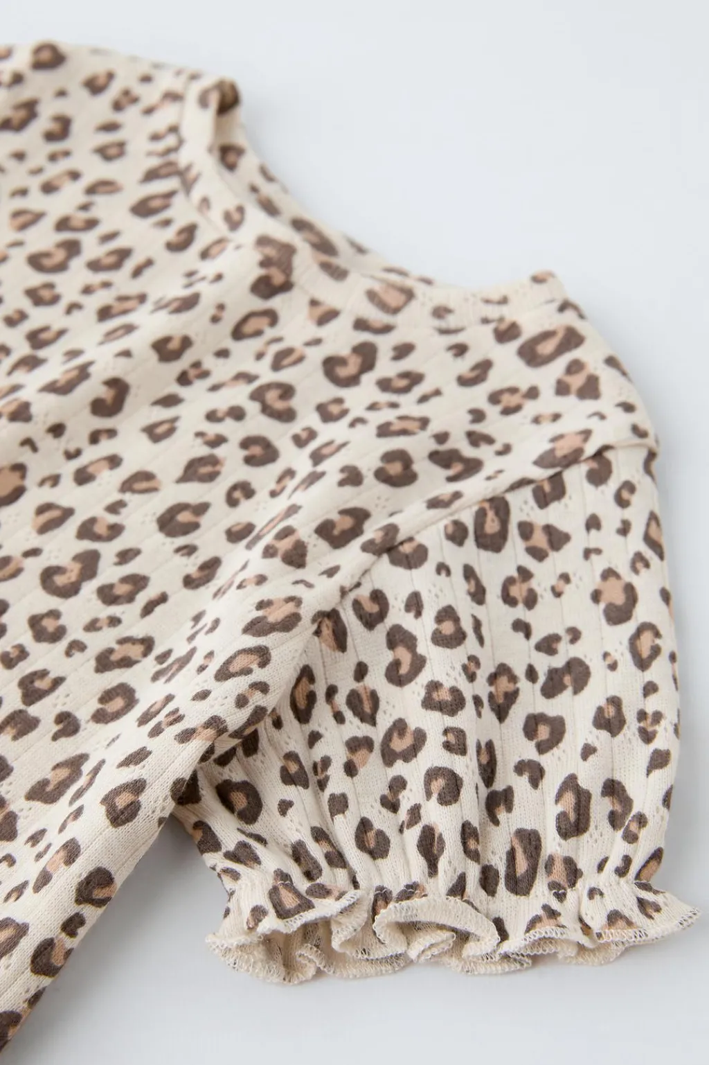 Niños ZARA 1½ - 6 Años·Camisetas|1½ - 6 Años·Total Look<CAMISETA DESAGUJADA ANIMAL PRINT
