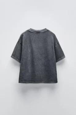 Niños ZARA 6 - 14 Años·Camisetas<CAMISETA EFECTO LAVADO APLIQUE FLORES