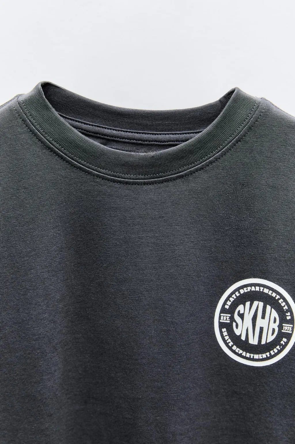 Niños ZARA 6 - 14 Años·Camisetas<CAMISETA ESTAMPADO LOGO