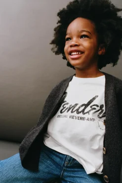 Niños ZARA 1½ - 6 Años·Camisetas|1½ - 6 Años·Licencias<CAMISETA FENDER ®