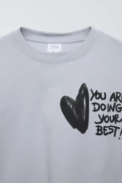 Niños ZARA 6 - 14 Años·Camisetas<CAMISETA GRAFFITI CORAZÓN