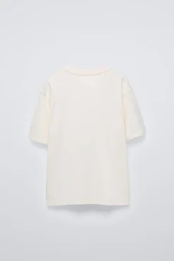 Niños ZARA 6 - 14 Años·Camisetas<CAMISETA GRAFFITI ETIQUETA