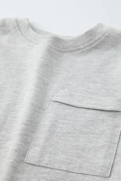 Niños ZARA 1½ - 6 Años·Camisetas|1½ - 6 Años·Camisetas<CAMISETA LISA BOLSILLO