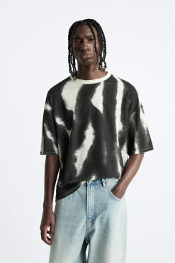 Sale CAMISETA PUNTO ESTAMPADO SPRAY Hombre Jerséis / Chaquetas|Camisetas