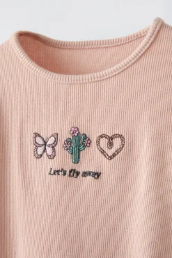Niños ZARA 1½ - 6 Años·Camisetas|6 - 18 Meses·Camisetas<CAMISETA RIB BORDADOS VOLANTES