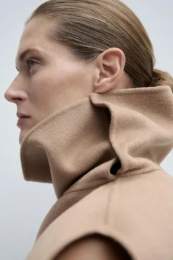 Online CAPA ASIMÉTRICA CON LANA FLECOS Mujer Abrigos / Anoraks|Chaquetas / Cazadoras