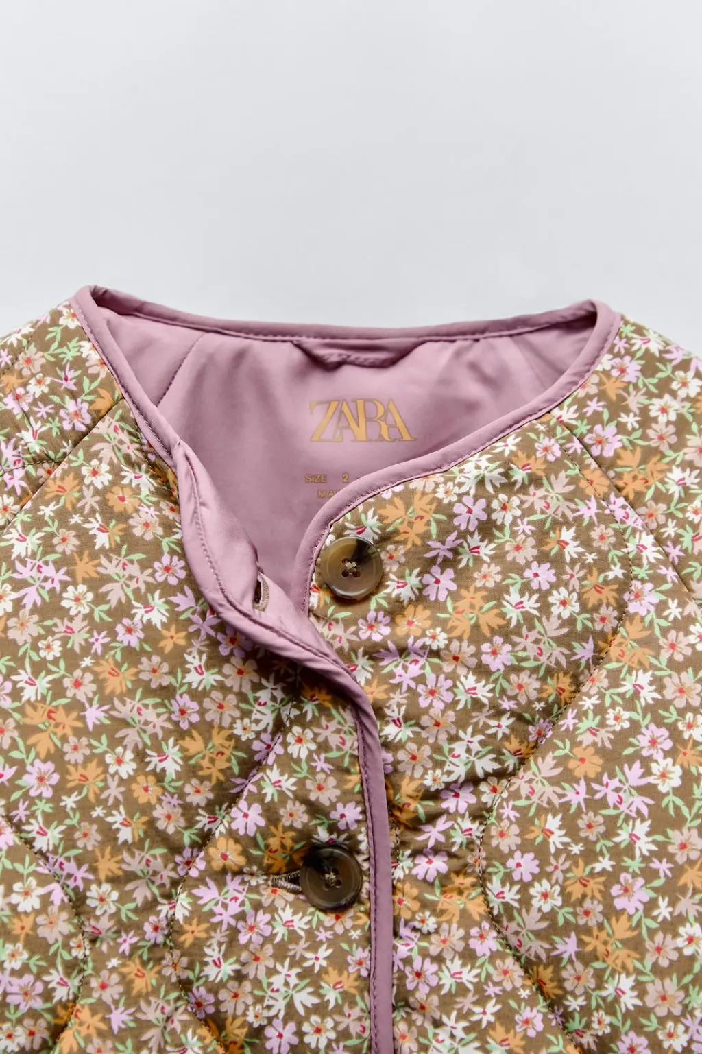 Niños ZARA 6 - 18 Meses·Abrigos / Buzos<CHAQUETA ACOLCHADA FLORES