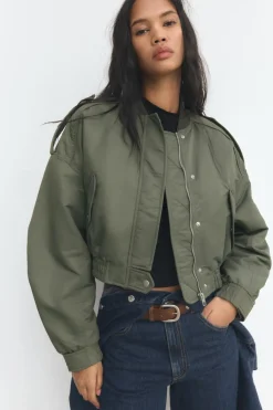 Sale CHAQUETA BOMBER CROP BOLSILLOS Mujer Chaquetas / Cazadoras