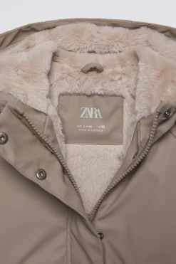 Niños ZARA 1½ - 6 Años·Abrigos|1½ - 6 Años·Total Look<CHUBASQUERO CAPUCHA FORRADO