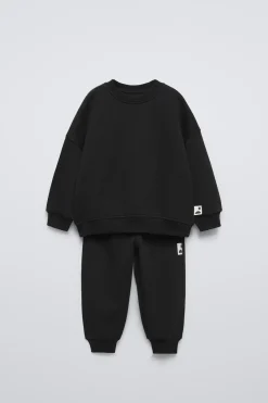 Niños ZARA 1½ - 6 Años·Sudaderas|1½ - 6 Años·Pantalones<CONJUNTO JOGGING SUDADERA Y JOGGER ETIQUETA
