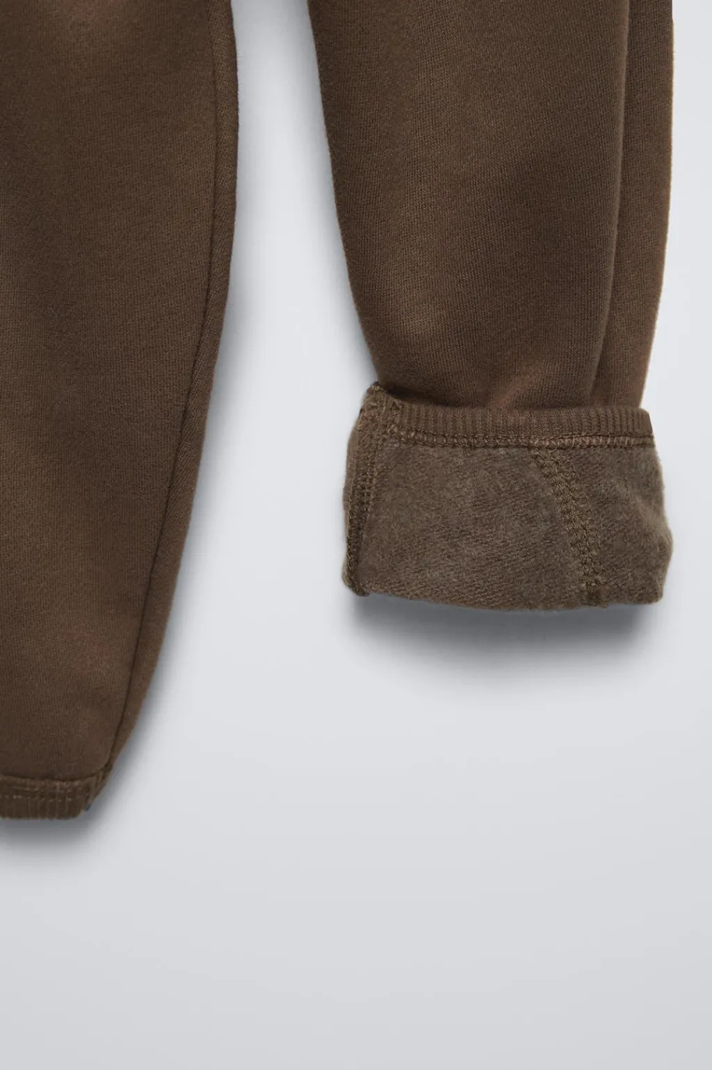 Niños ZARA 1½ - 6 Años·Sudaderas|1½ - 6 Años·Pantalones<CONJUNTO JOGGING SUDADERA Y JOGGER TEXTO RIZO