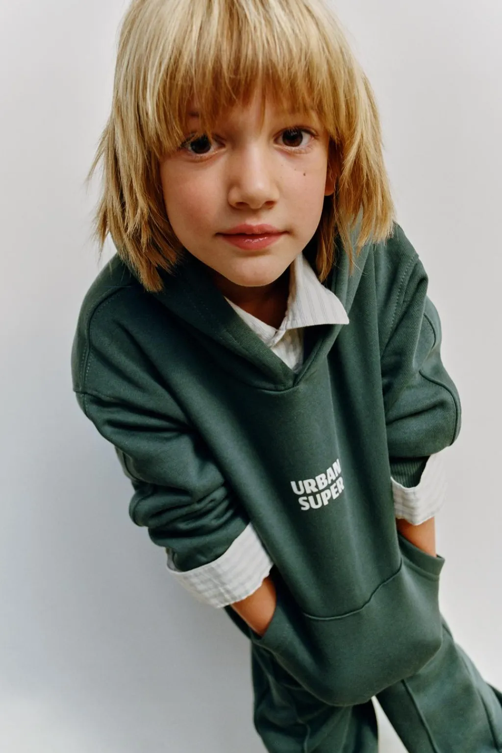 Niños ZARA 1½ - 6 Años·Sudaderas|1½ - 6 Años·Pantalones / Leggings<CONJUNTO JOGGING SUDADERA Y PANTALÓN TEXTO ETIQUETA