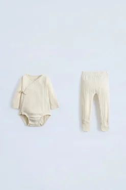 Niños ZARA 0 - 6 Meses·Bodies / Camisas|0 - 6 Meses·Leggings / Polainas<CONJUNTO PONTEILLE BODY Y POLAINA