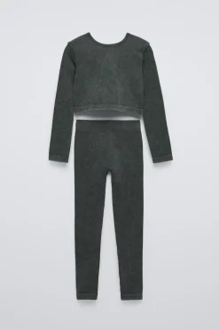 Niños ZARA 6 - 14 Años·Camisetas|6 - 14 Años·Pantalones<CONJUNTO SEAMLESS TOP Y LEGGING