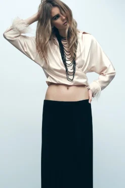 Sale CUERPO CROP SATINADO PLUMAS Mujer Tops / Bodies|Camisas / Blusas