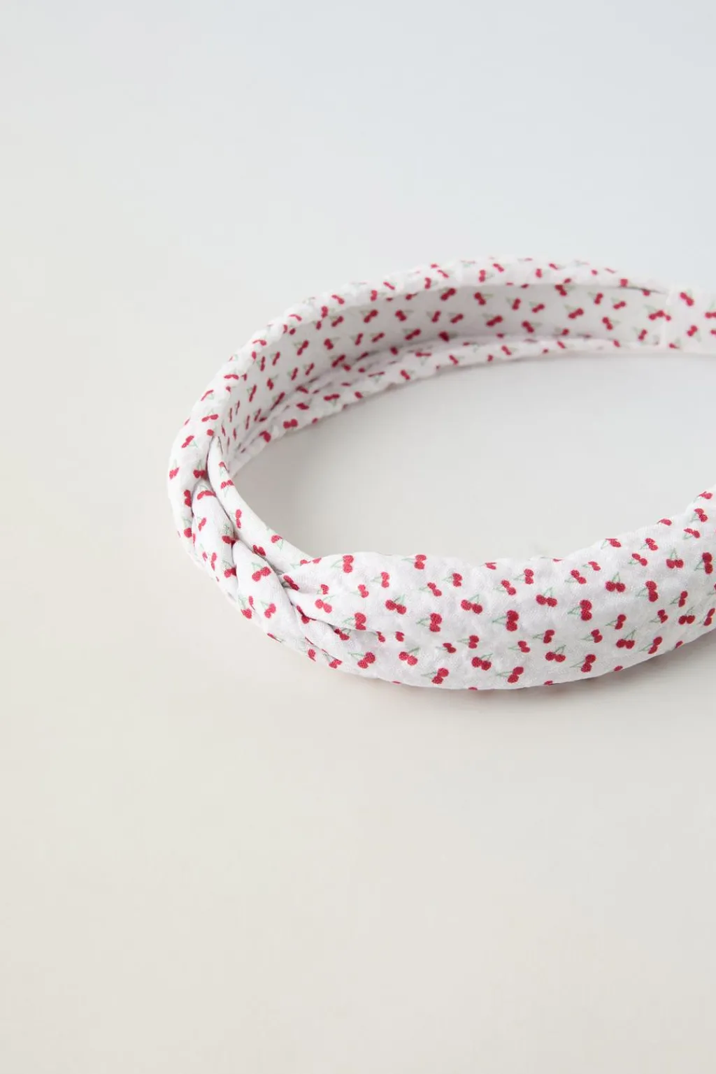 Niños ZARA 1½ - 6 Años·Accesorios|6 - 14 Años·Accesorios<DIADEMA TRENZADA ESTAMPADO CEREZAS