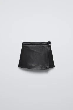 Niños ZARA 1½ - 6 Años·Faldas / Bermudas<FALDA BERMUDA EFECTO PIEL