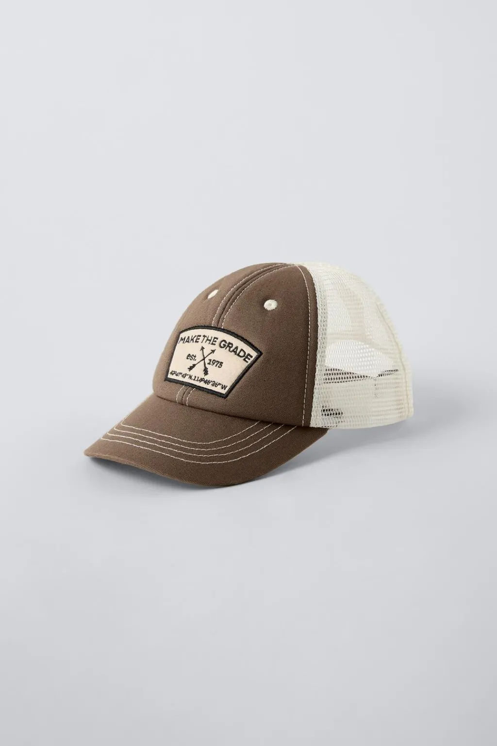 Niños ZARA 1½ - 6 Años·Accesorios|6 - 14 Años·Accesorios<GORRA PARCHE BORDADO REJILLA