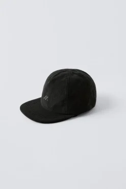 Niños ZARA 1½ - 6 Años·Accesorios|1½ - 6 Años·Accesorios<GORRA POLAR LOGO