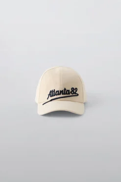 Niños ZARA 1½ - 6 Años·Accesorios|6 - 14 Años·Accesorios<GORRA VARSITY BORDADO