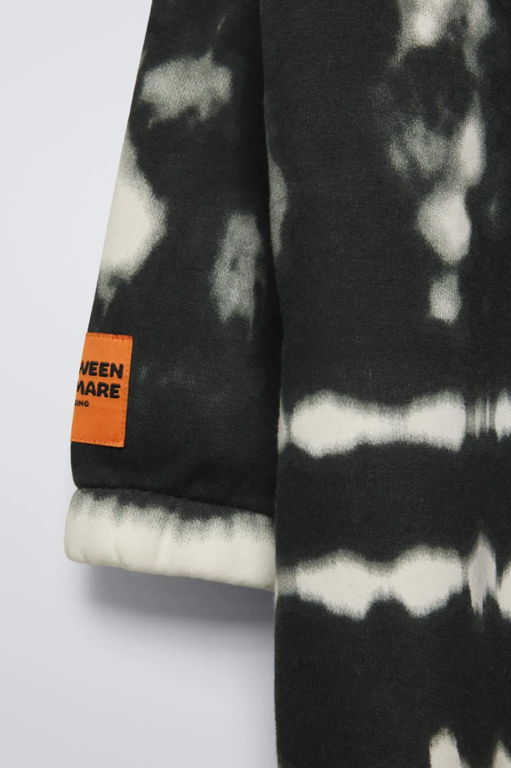 Niños ZARA 6 - 14 Años·Sudaderas|6 - 14 Años·Pantalones<MONO ESTAMPADO CALAVERA