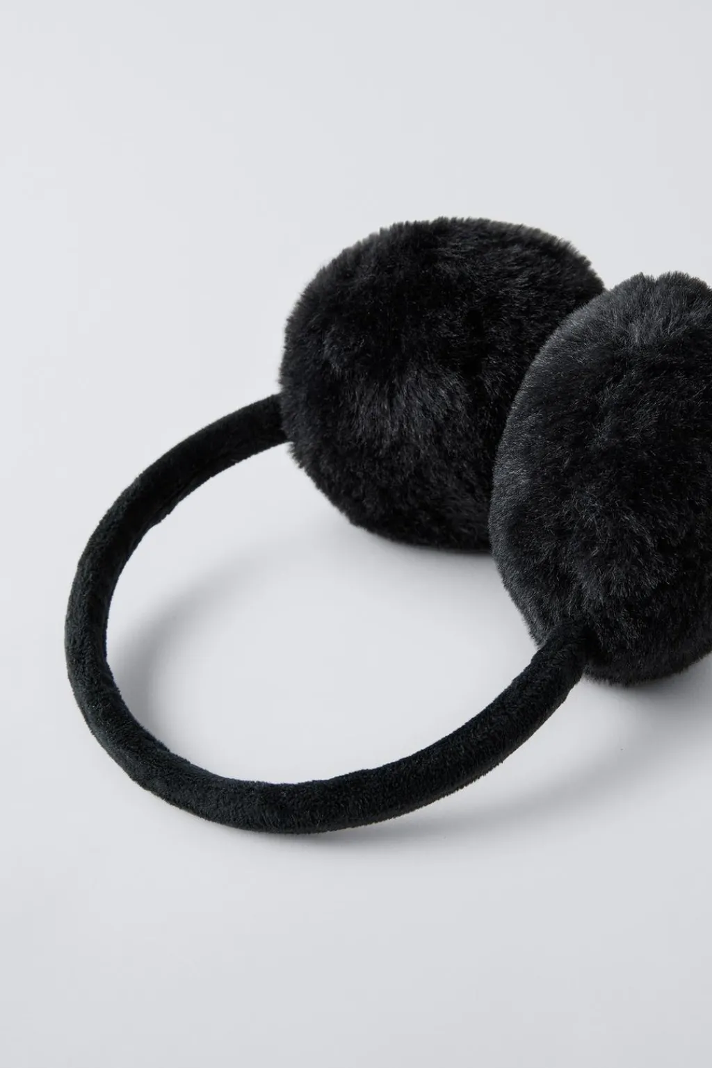 Niños ZARA 1½ - 6 Años·Accesorios|6 - 14 Años·Accesorios<OREJERAS LISAS EFECTO PELO