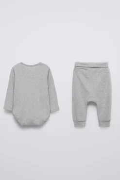 Niños ZARA 0 - 6 Meses·Bodies / Camisas|0 - 6 Meses·Leggings / Polainas<PACK BODY Y LEGGING RIB
