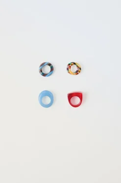 Niños ZARA 1½ - 6 Años·Accesorios|6 - 14 Años·Accesorios<PACK CINCO ANILLOS RESINA
